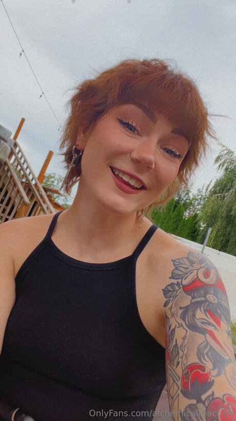 lesbiennes strapon onlyfans bel adulte des photos