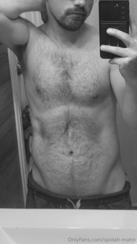 Spidah Mahn actrice nue photo