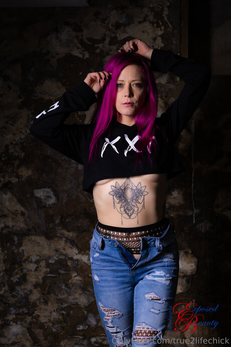 True2lifechick étoile chaude photos