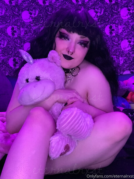 Eternalrxst étoile érotique images