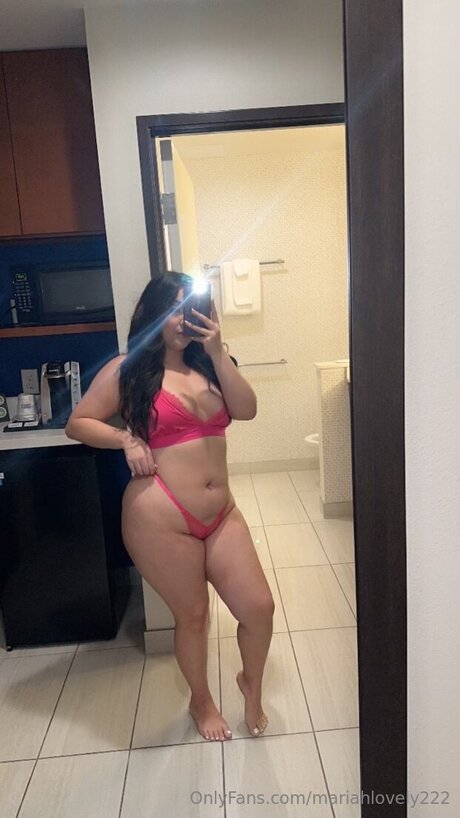 Mariahlovely222 modèle xxx collection