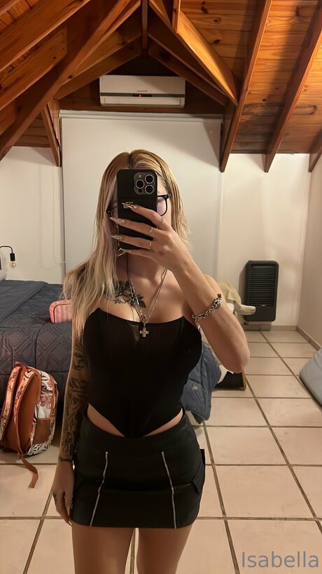 Isabellaa12 modèle sexy photo