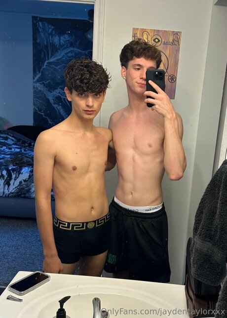 Jaydentaylorxxx étoile de l'art img