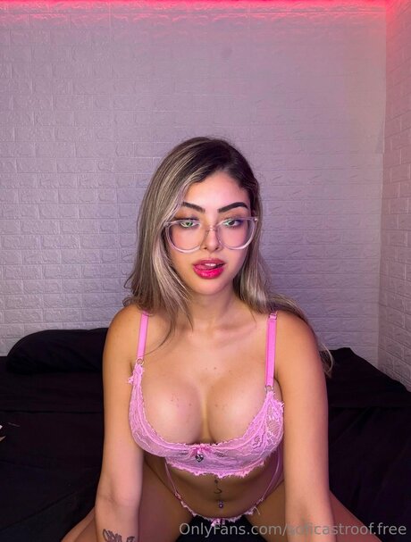 Soficastroof Free étoile exclusive photos