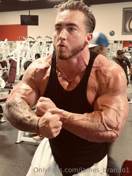 James Brando1 étoile xxx photos