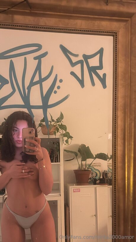 Nikita2000amor modèle de haute qualité img