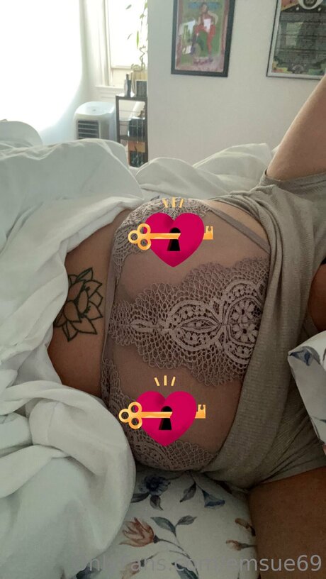 Emsue69 modèles nus img