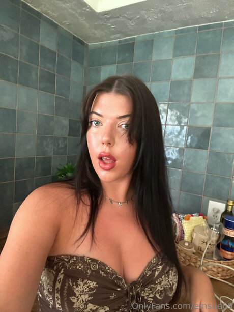 Emsue69 modèle meilleur des photos