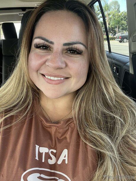 U217598164 étoile chaude image