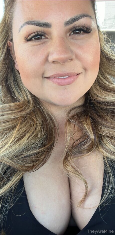 U217598164 étoile nue galerie