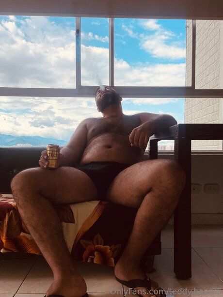 nu dété onlyfans assez érotique galerie