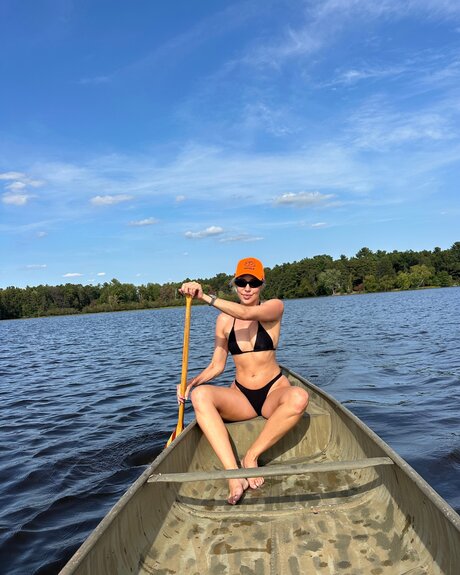 Hellobrookie nus star du porno archive