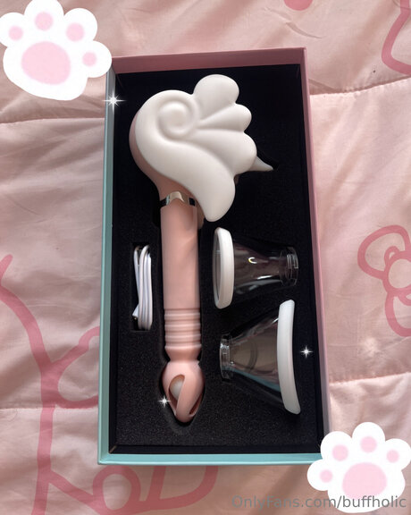 Buffholic star exclusive photos