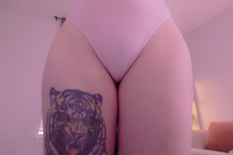 Pantsumime star du porno adulte image