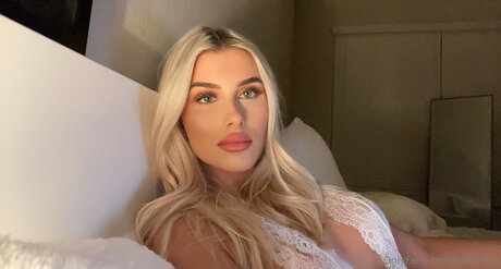 Kaitlynxo actrice xxx galerie