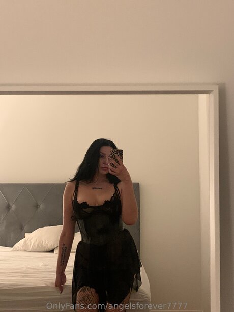 grandes aréoles onlyfans érotique sympa photo