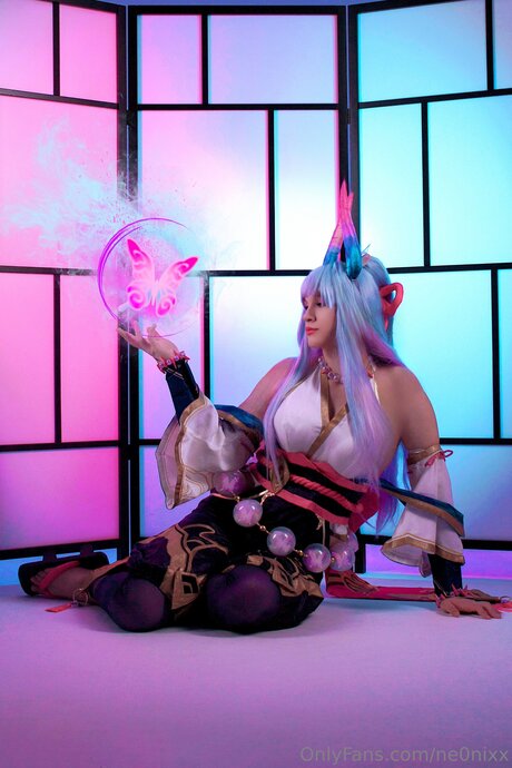 Ne0nixx actrice hd photos