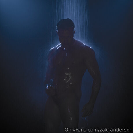 Zak Anderson actrice érotique images