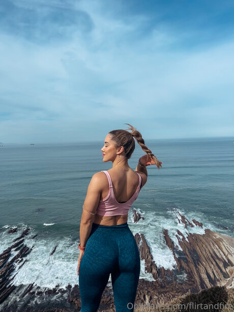 Cute Zaira modèles nus img