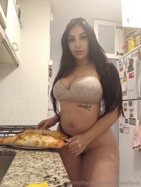 Antonelafardi actrice pornographique images