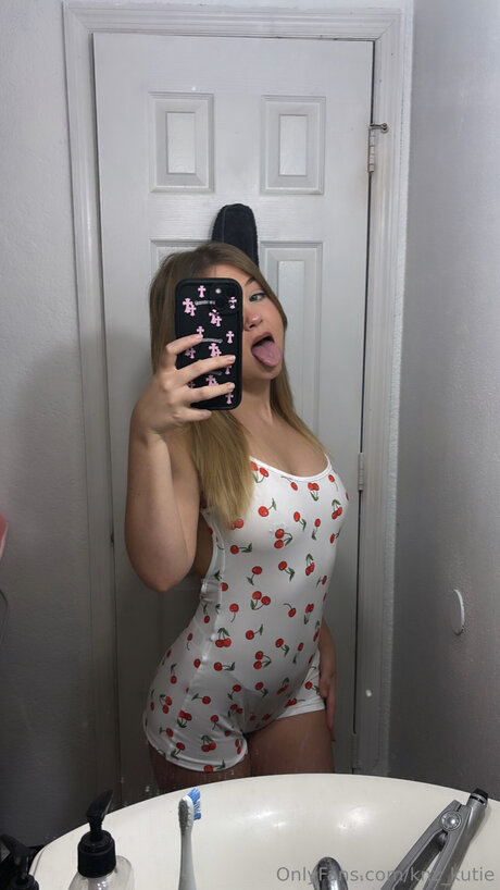 Knz Kutie modèle images