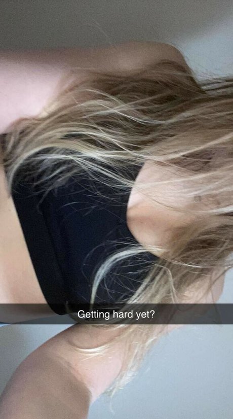 Mira Szalma modèle pornographique galeries