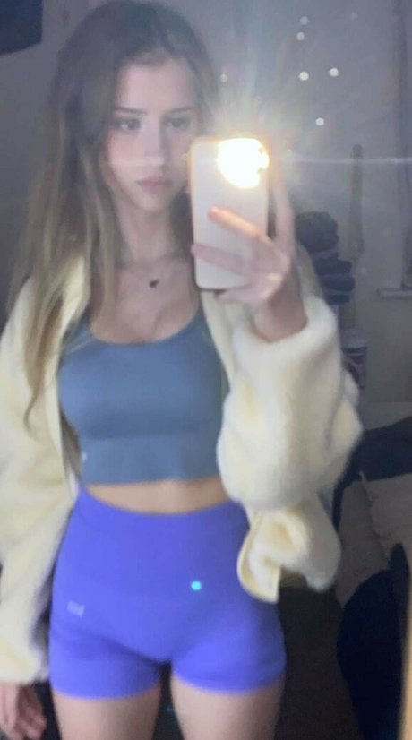 Mira Szalma belle star du porno images