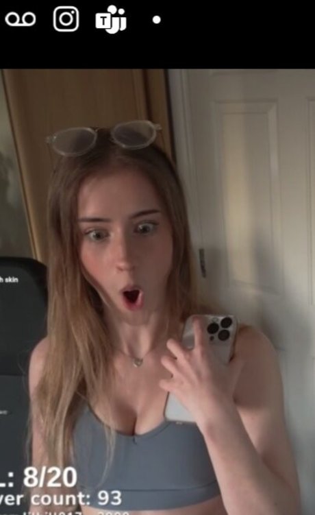 Mira Szalma étoile exclusive image