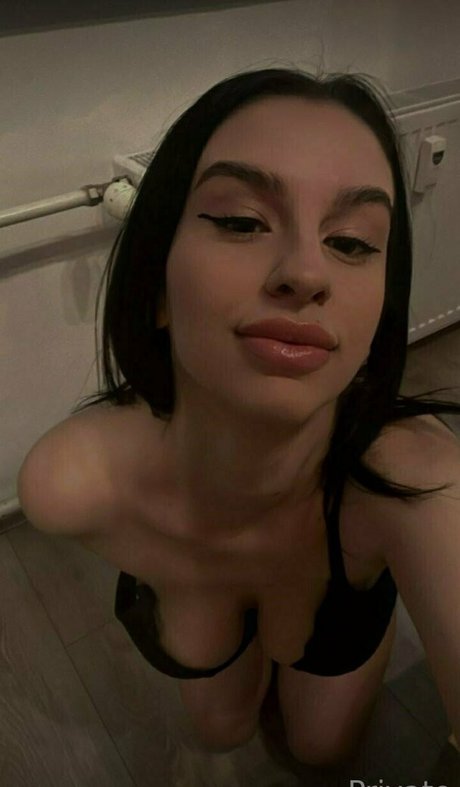 femdomfindom modèle sexy images