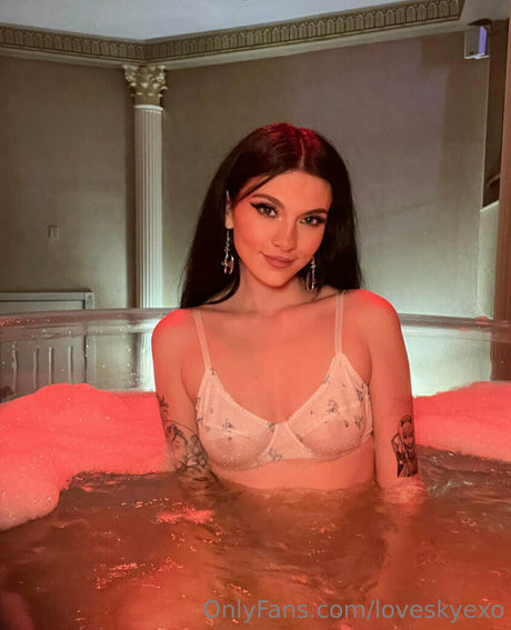 loveskyexo actrice de sexe img
