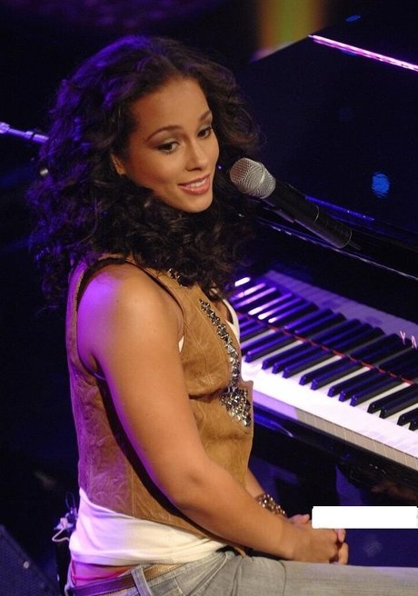 Alicia Keys haut étoile photos