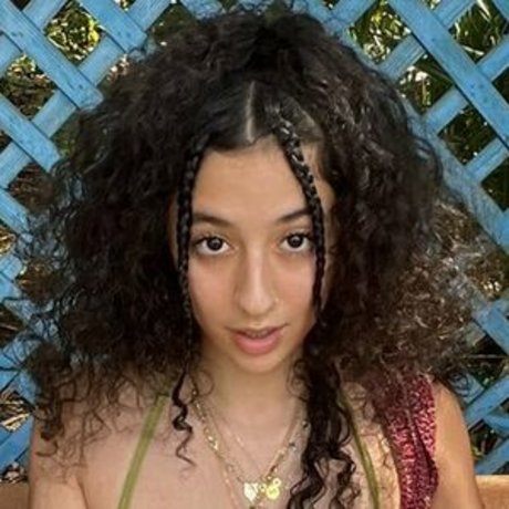 GroovyMya belle étoile archive