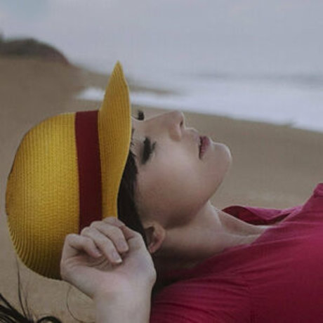 ccbunz modèle xxx des photos