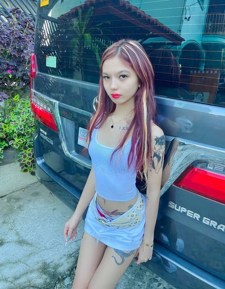 Bhel Esguerra star pornographique photo