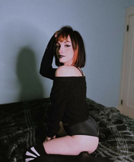 journaliste onlyfans xxx haute qualité image