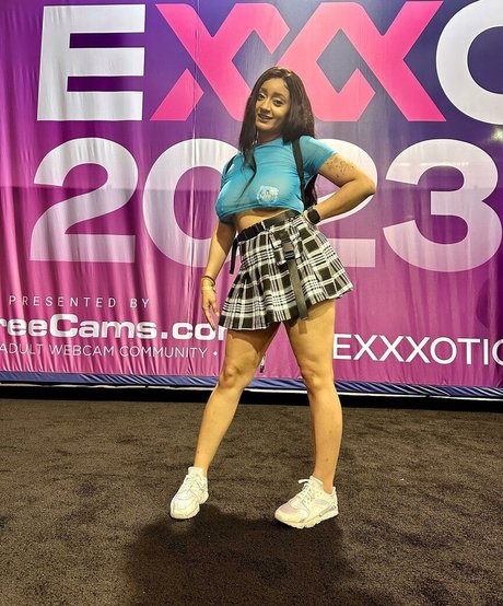 DelilahMoonx modèle érotique photos