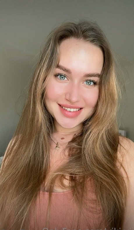 viki vi star du porno gratuite image