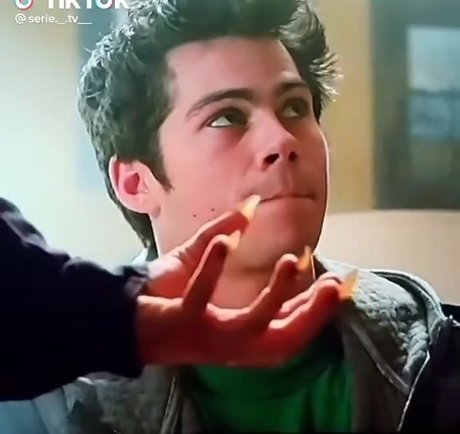 Noure Sahli jolie étoile photos