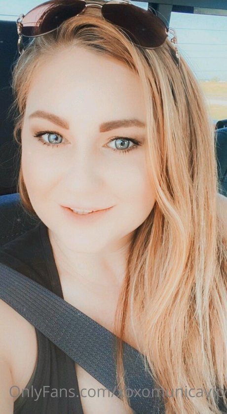 seins bonnet g onlyfans belle qualité des photos