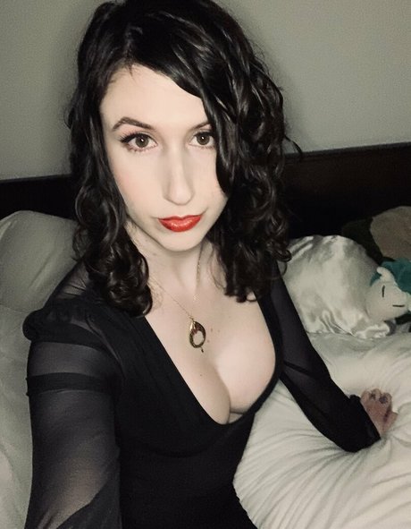 Bloody sexe star photo