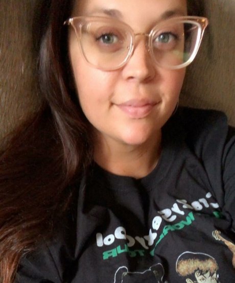 tallnerdywoman modèle hd photos