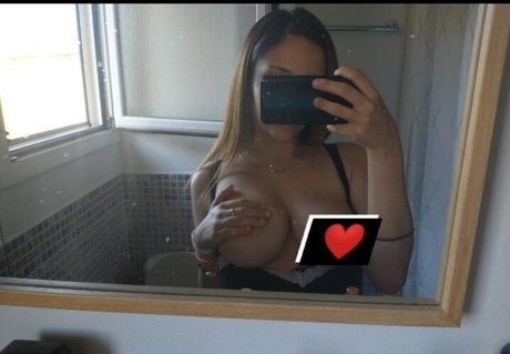 Paulasiri2 modèle nu img