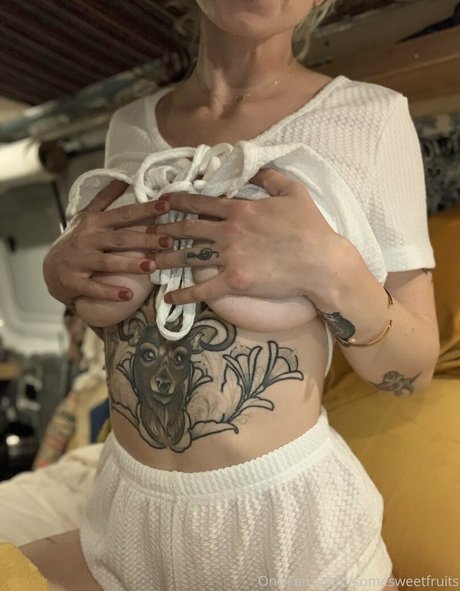 somesweetfruits modèle photo