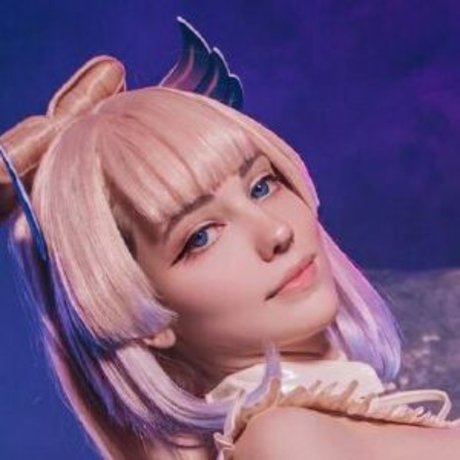 Astela Chan étoile exclusive galerie