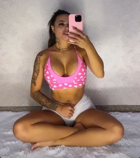 Eduarda Souza étoile hd collection