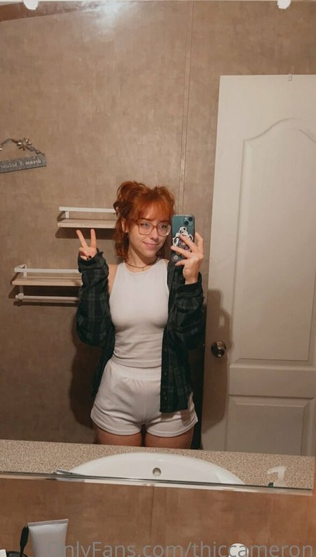 thiccameron star du porno image