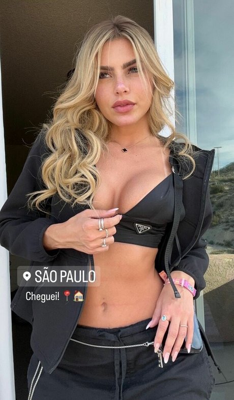 Erika Schneider meilleur modèle des photos