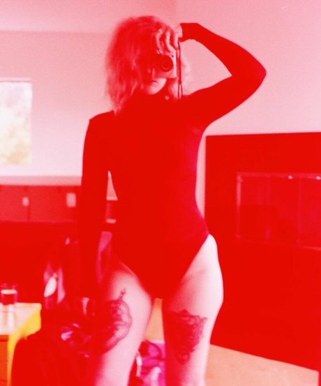 Mothica modèle sympa image