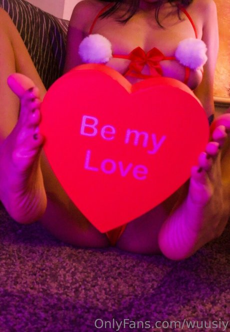 Wuusiy modèle porno images