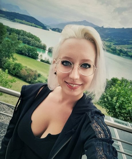 Methvespertine star du porno xxx collection